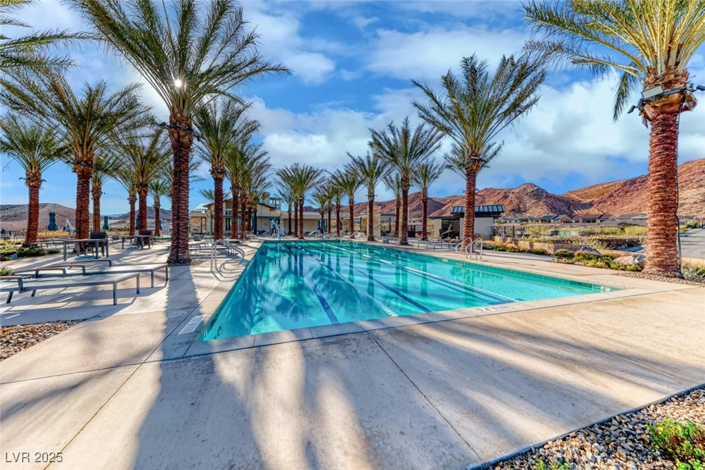 11 Desert Ivy, Henderson, NV 89011