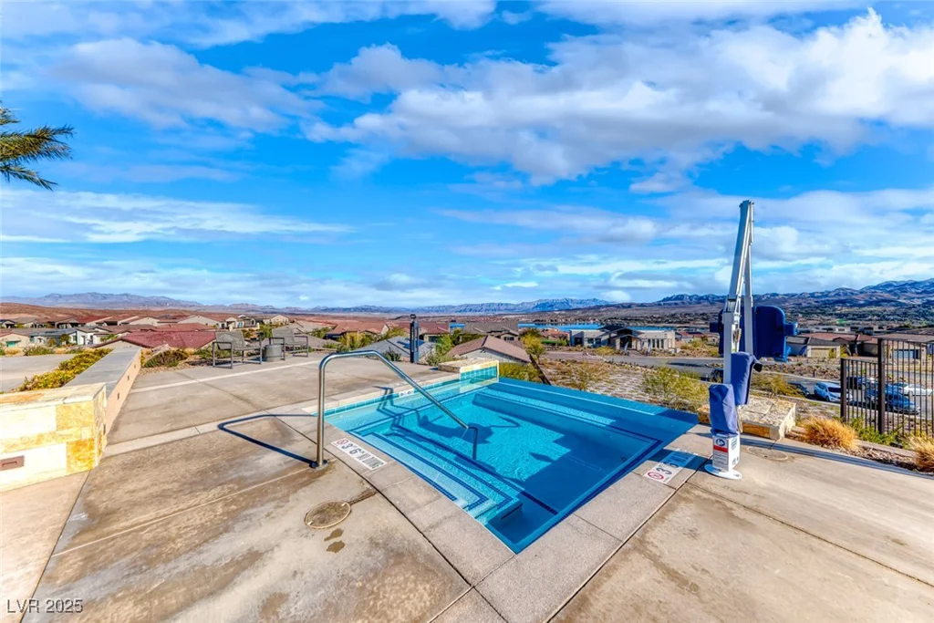 11 Desert Ivy, Henderson, NV 89011