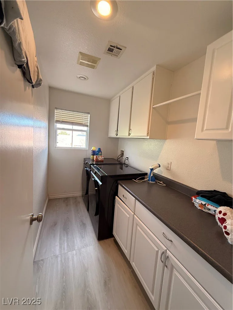 6643 Montezuma Castle, North Las Vegas, NV 89084