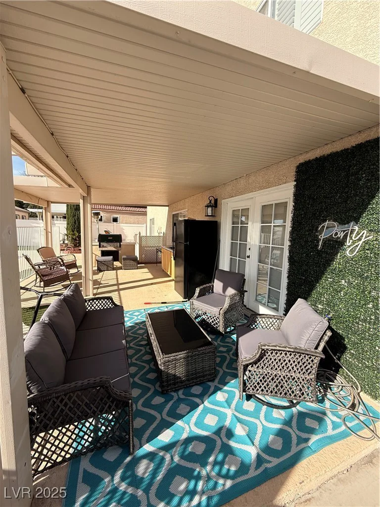 6643 Montezuma Castle, North Las Vegas, NV 89084