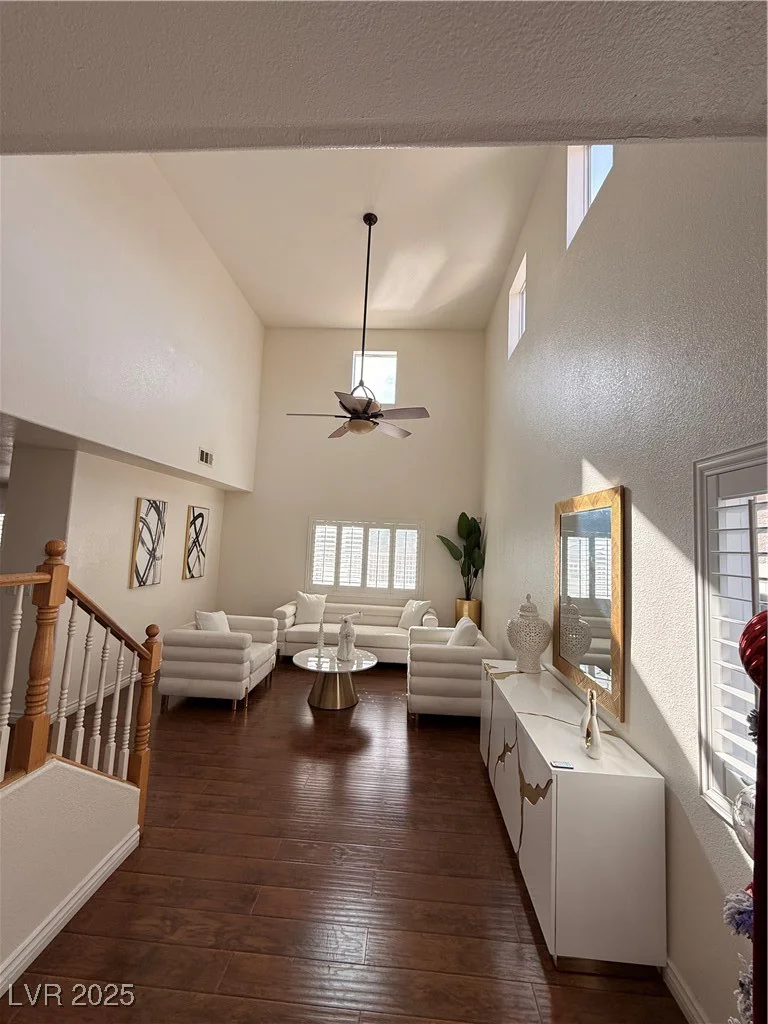 6643 Montezuma Castle, North Las Vegas, NV 89084