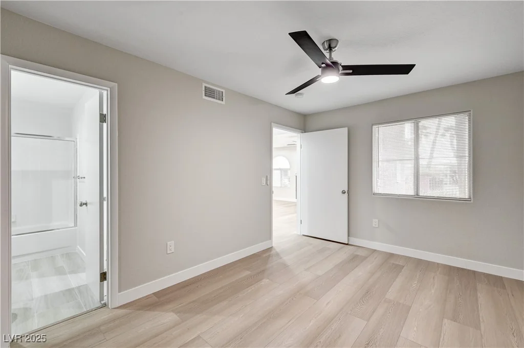 7950 Flamingo, Las Vegas, NV 89147