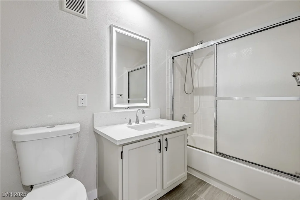 7950 Flamingo, Las Vegas, NV 89147