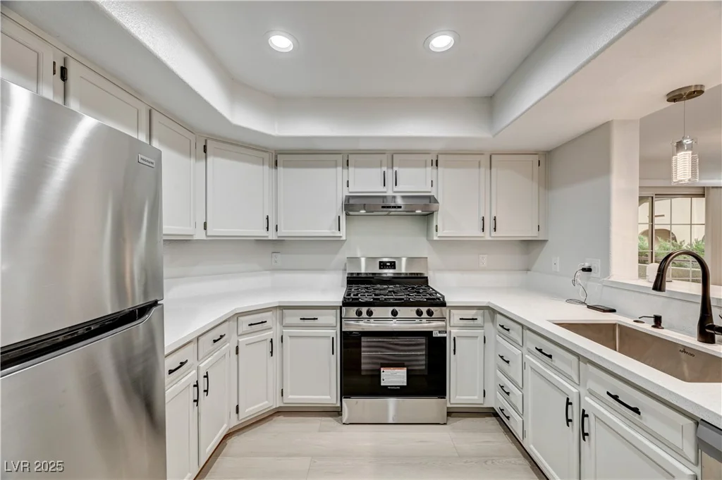 7950 Flamingo, Las Vegas, NV 89147