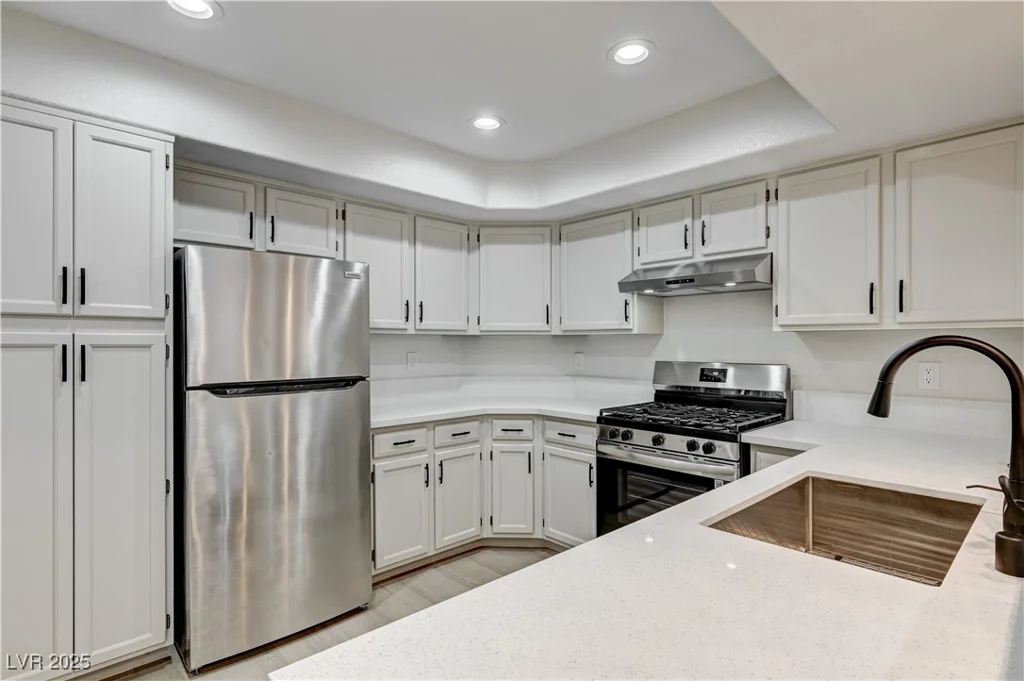 7950 Flamingo, Las Vegas, NV 89147