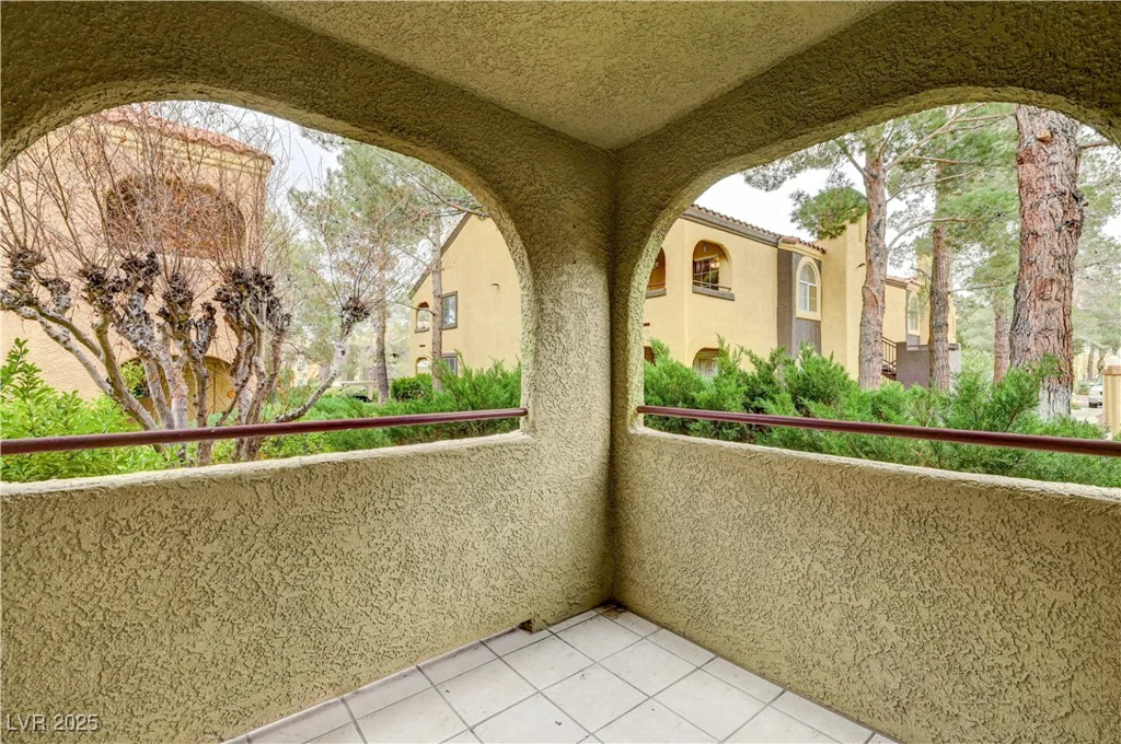7950 Flamingo, Las Vegas, NV 89147
