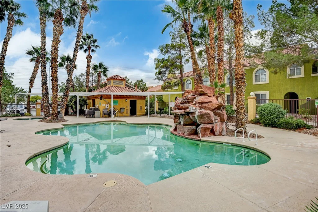 7950 Flamingo, Las Vegas, NV 89147