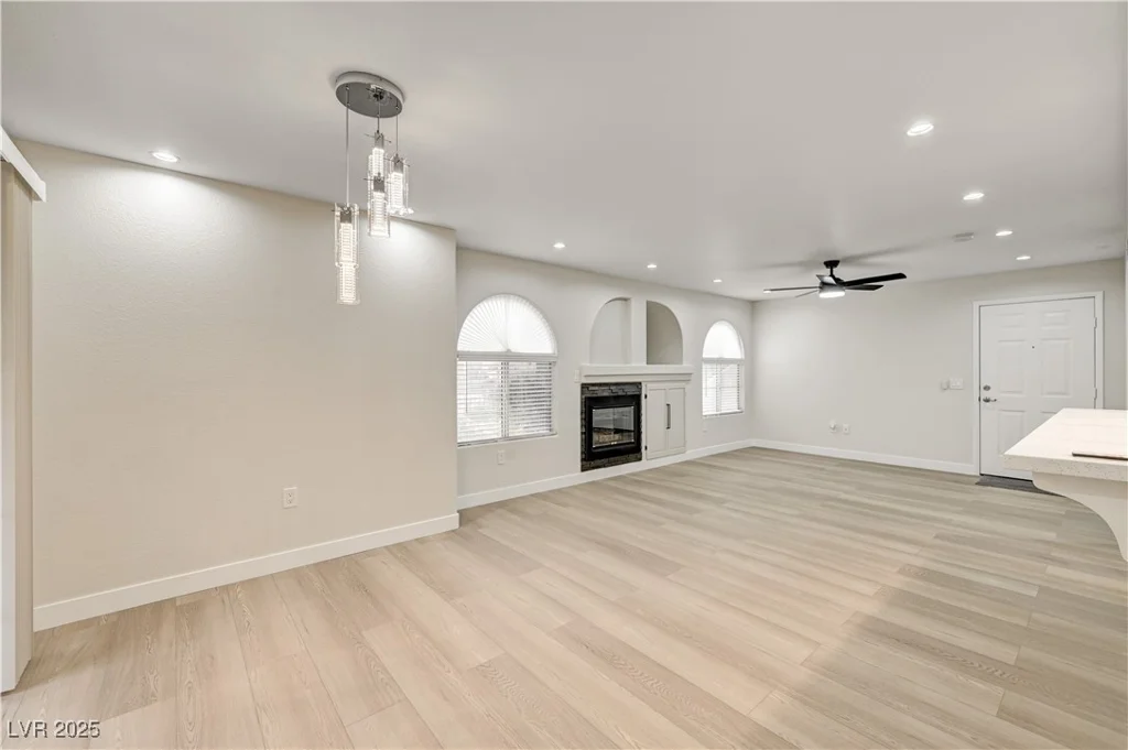 7950 Flamingo, Las Vegas, NV 89147