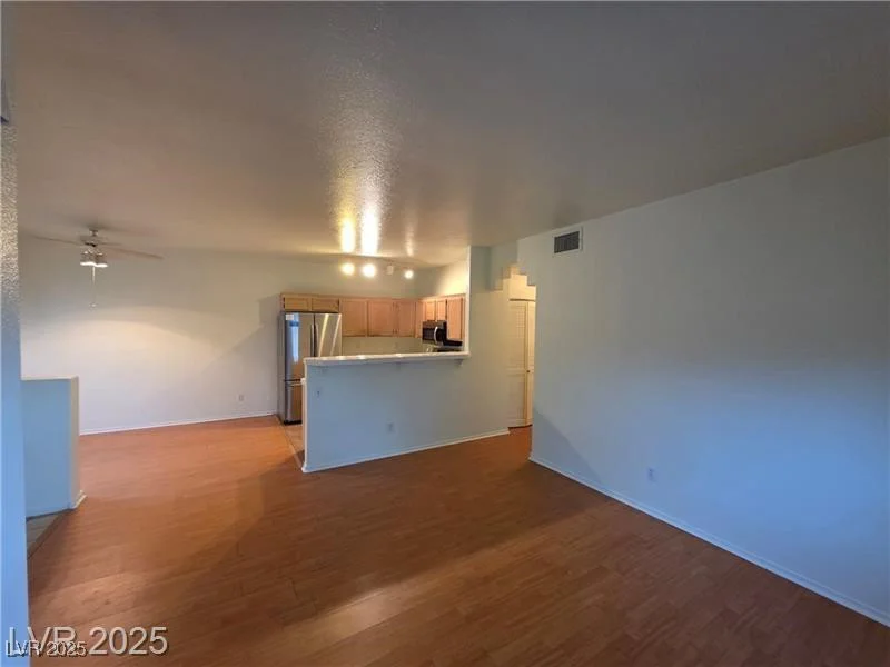 2110 Los Feliz, Las Vegas, NV 89156