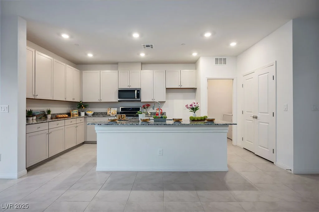 10855 Trail Crest, Las Vegas, NV 89166