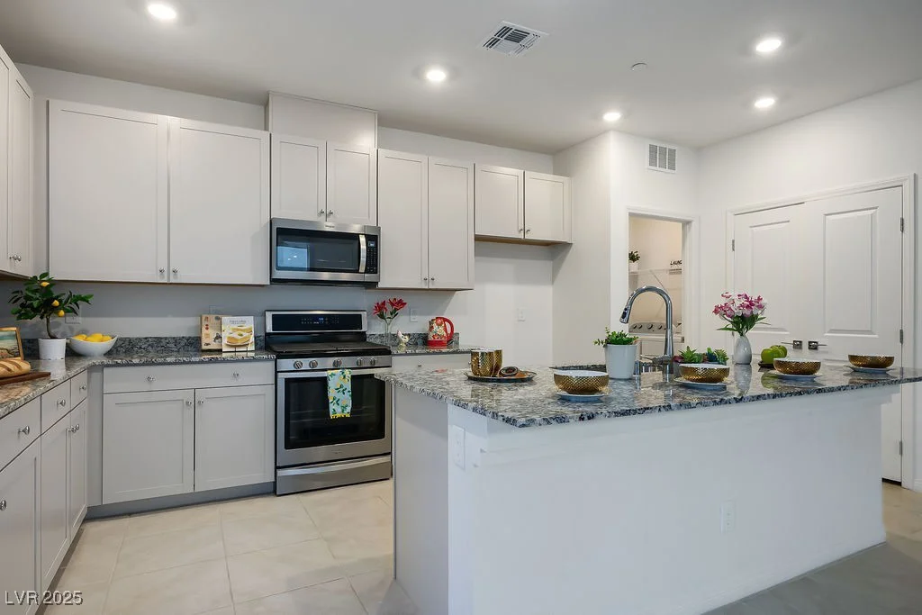 10855 Trail Crest, Las Vegas, NV 89166