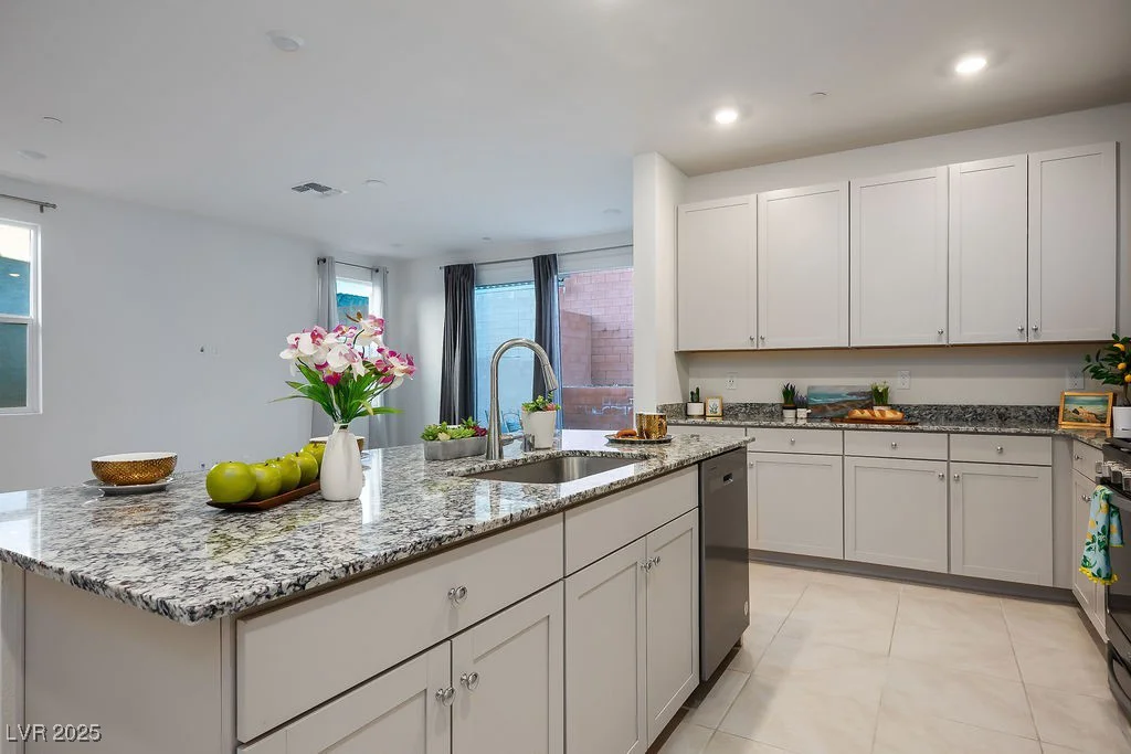 10855 Trail Crest, Las Vegas, NV 89166