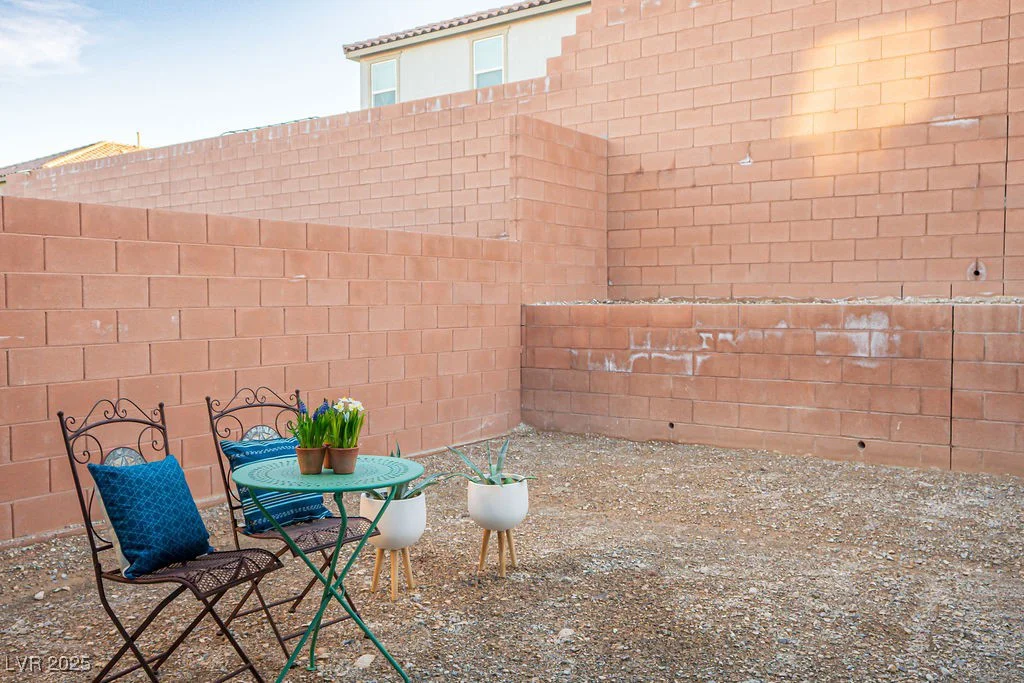 10855 Trail Crest, Las Vegas, NV 89166