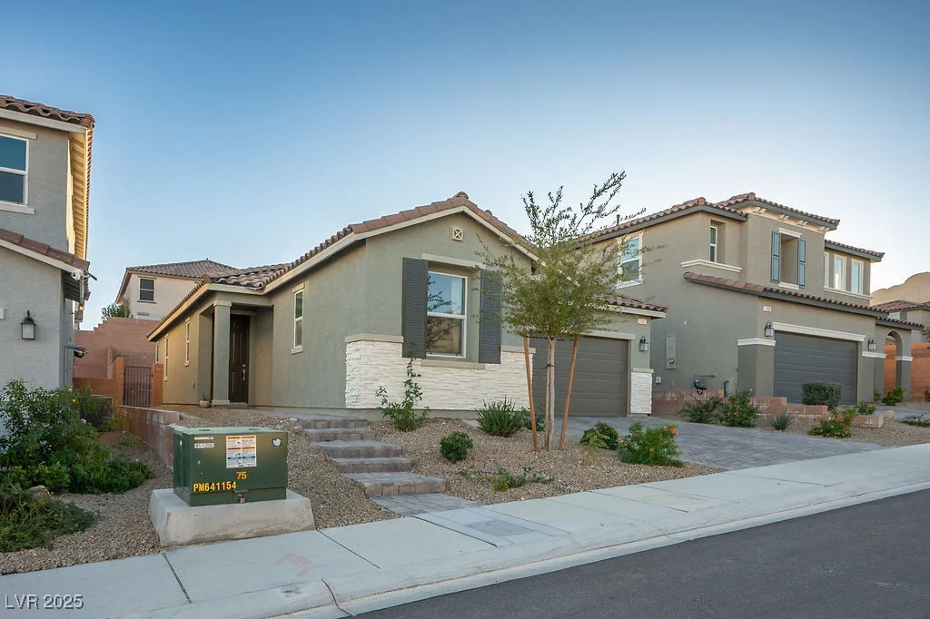 10855 Trail Crest, Las Vegas, NV 89166