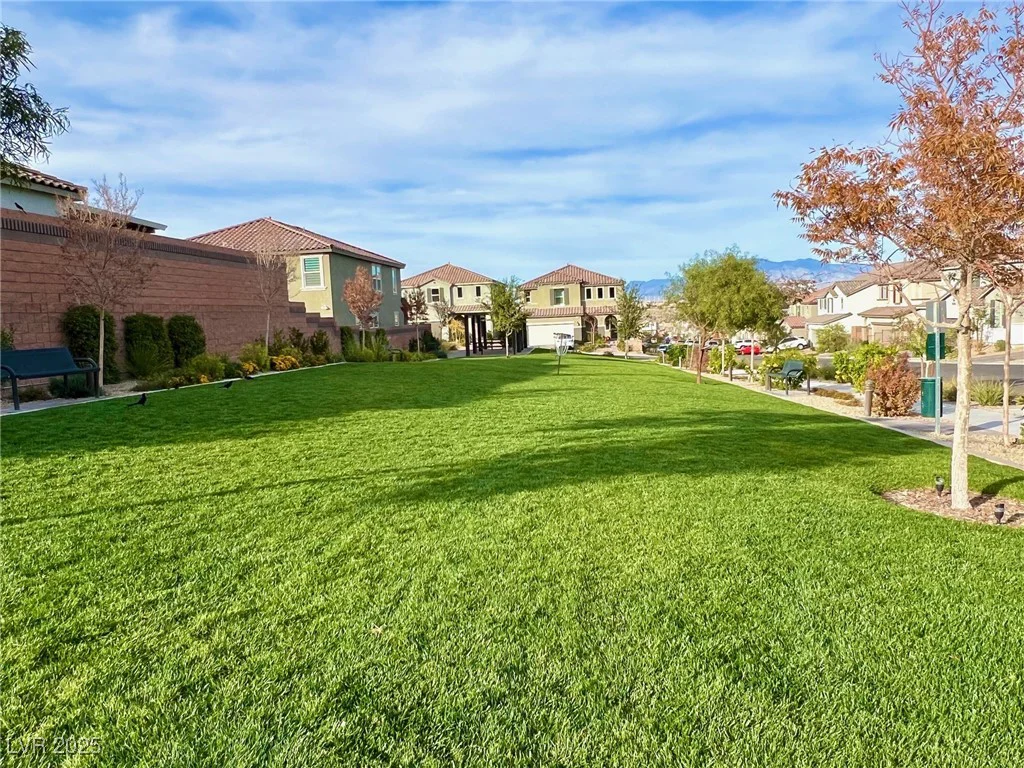 10855 Trail Crest, Las Vegas, NV 89166