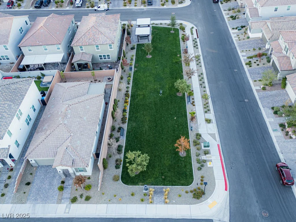10855 Trail Crest, Las Vegas, NV 89166