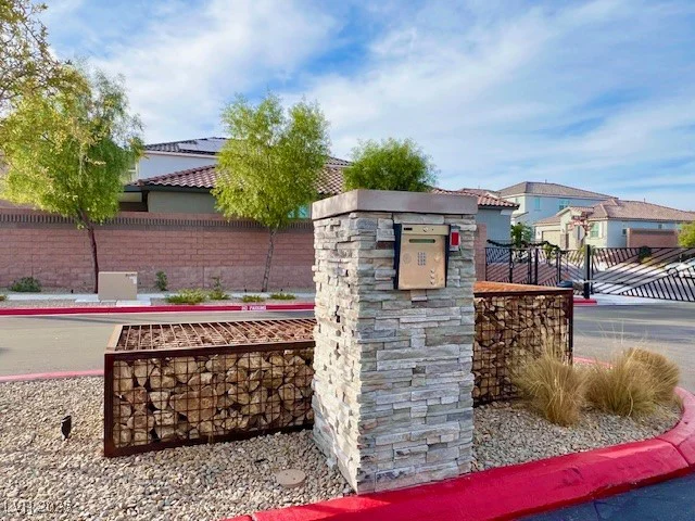 10855 Trail Crest, Las Vegas, NV 89166