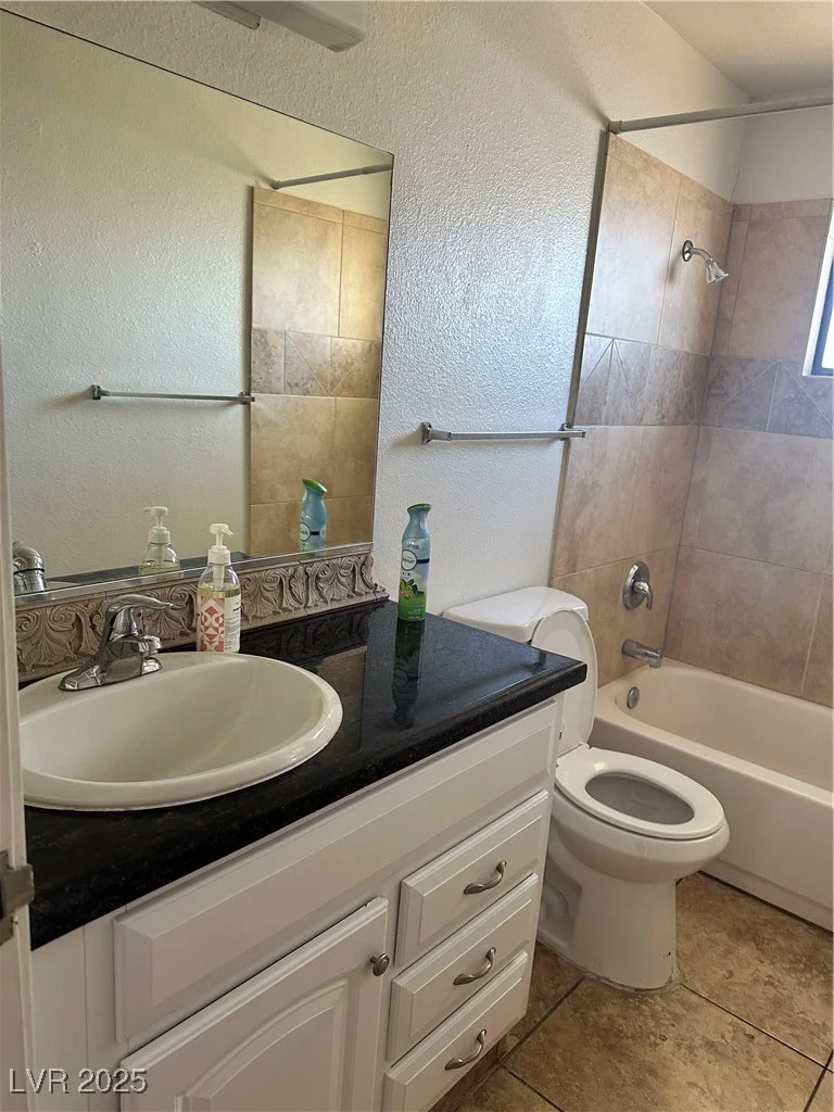 2080 Karen, Las Vegas, NV 89169