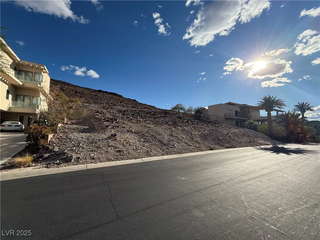 1725 Tangiers, Henderson, NV 89012