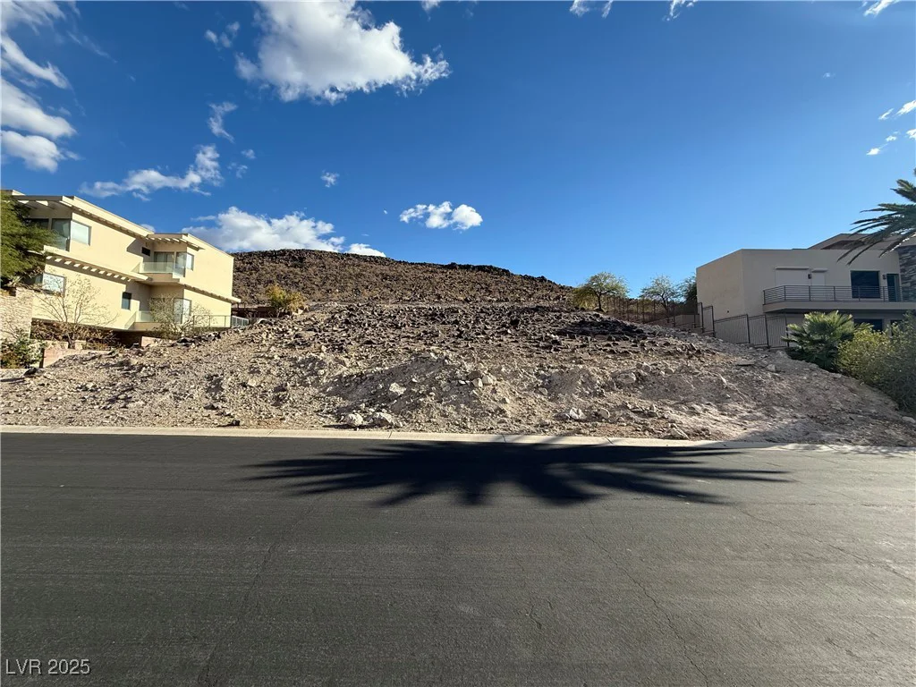 1725 Tangiers, Henderson, NV 89012