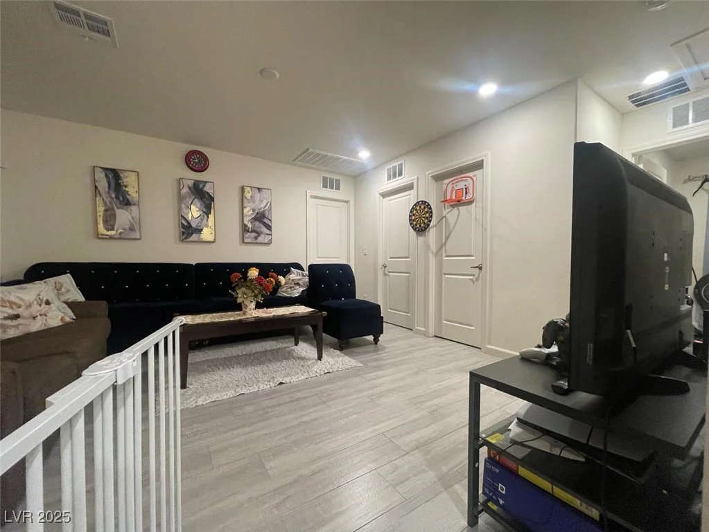 5045 Bloodhound, Las Vegas, NV 89122