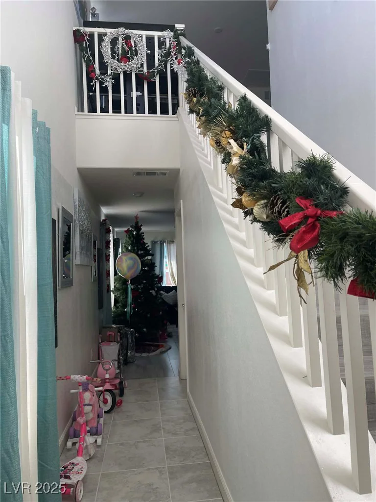 5045 Bloodhound, Las Vegas, NV 89122