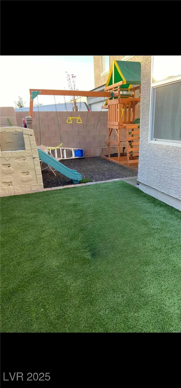 5045 Bloodhound, Las Vegas, NV 89122