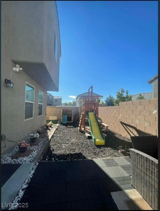 5045 Bloodhound, Las Vegas, NV 89122
