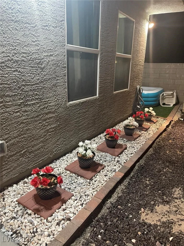 5045 Bloodhound, Las Vegas, NV 89122