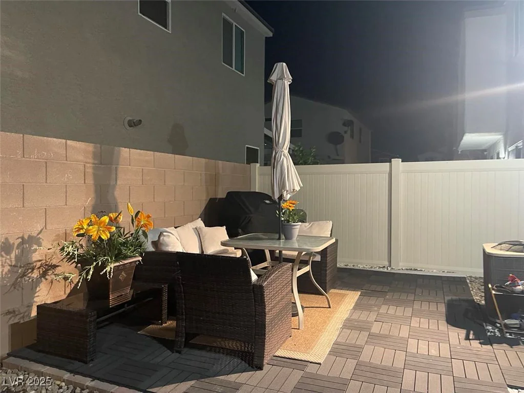 5045 Bloodhound, Las Vegas, NV 89122