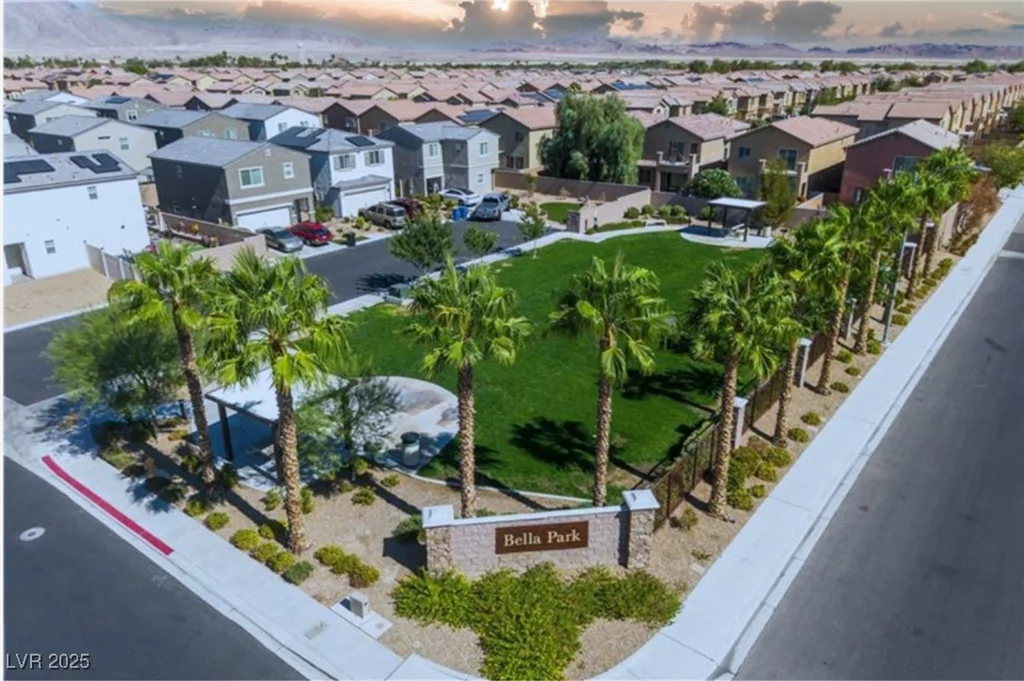 5045 Bloodhound, Las Vegas, NV 89122