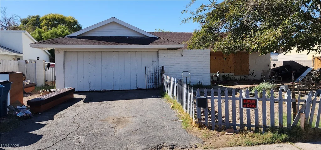 329 Lehman, Las Vegas, NV 89110