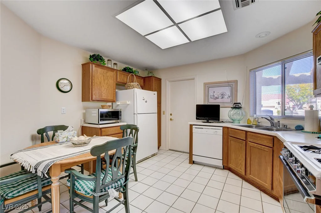9053 Gemstone, Las Vegas, NV 89134