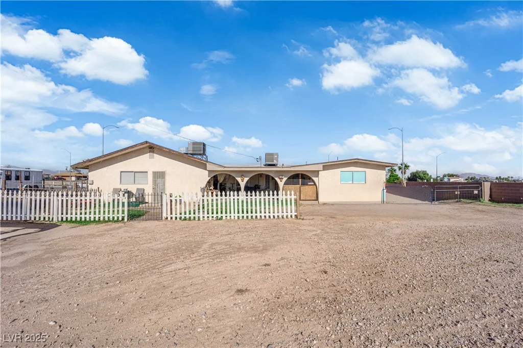 95 Windmill, Las Vegas, NV 89123