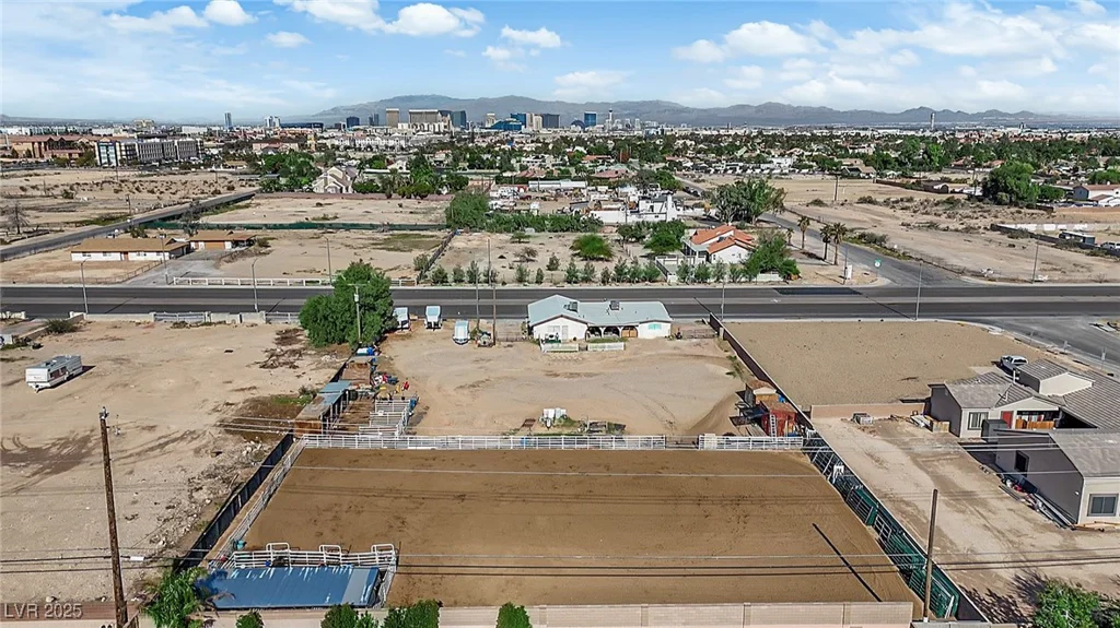 95 Windmill, Las Vegas, NV 89123