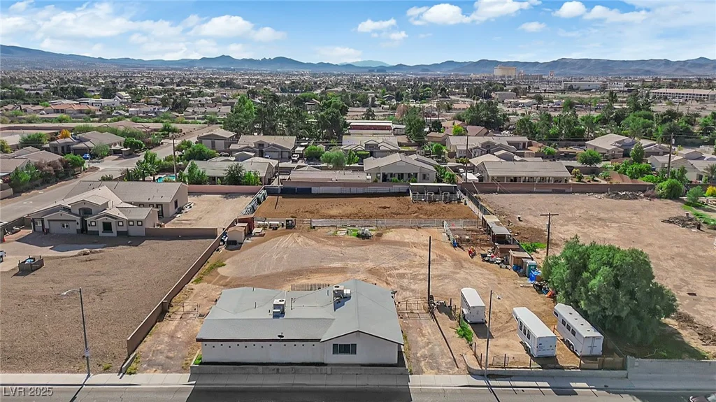 95 Windmill, Las Vegas, NV 89123