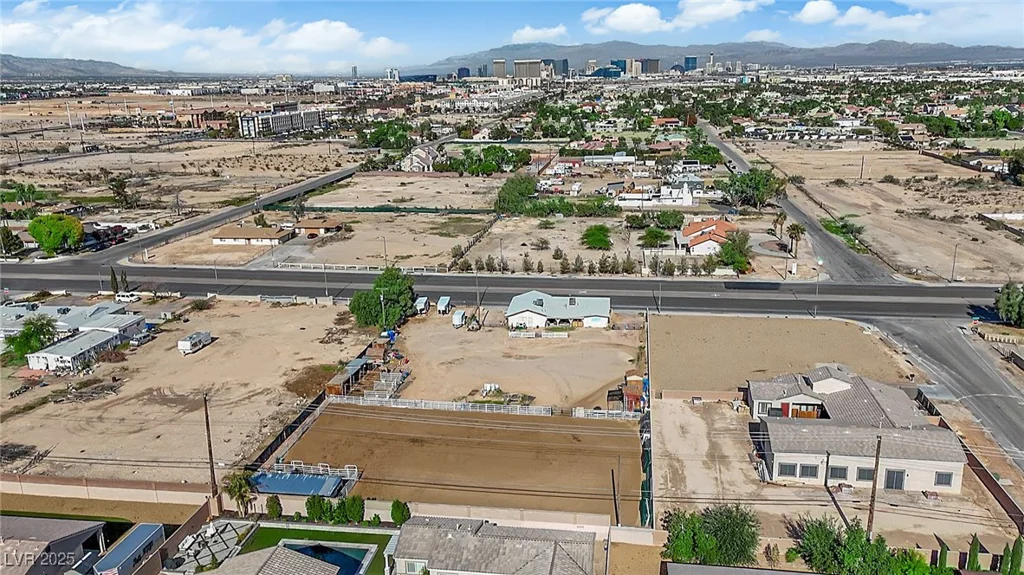 95 Windmill, Las Vegas, NV 89123