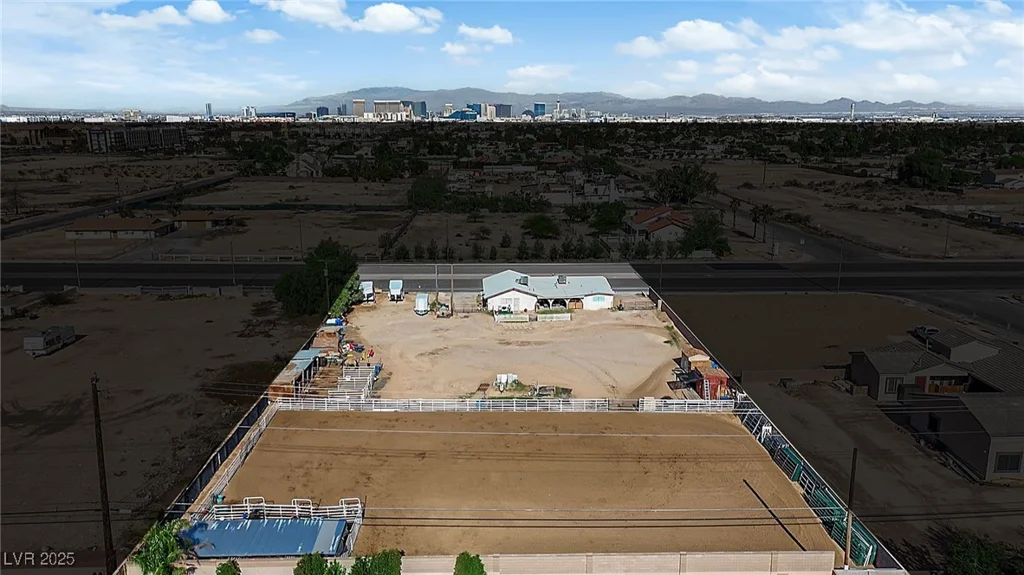 95 Windmill, Las Vegas, NV 89123