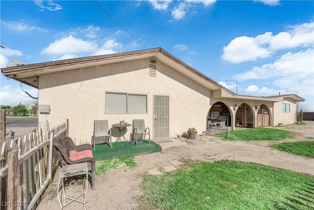 95 Windmill, Las Vegas, NV 89123