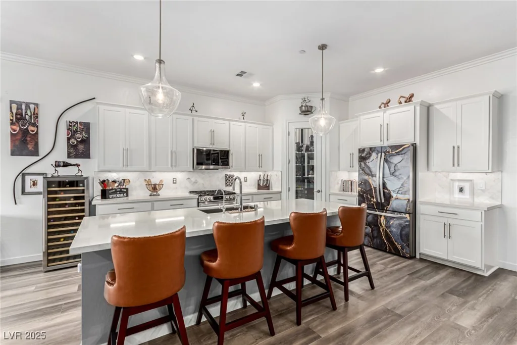 685 Sunray Park, Henderson, NV 89011