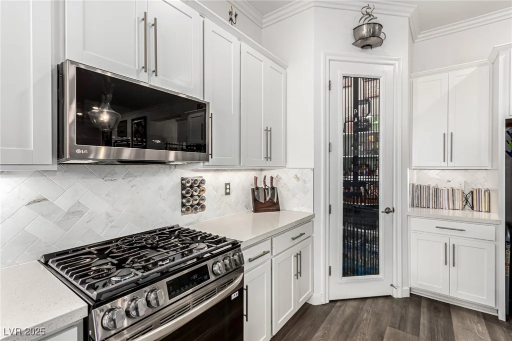 685 Sunray Park, Henderson, NV 89011