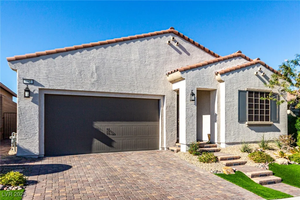 685 Sunray Park, Henderson, NV 89011