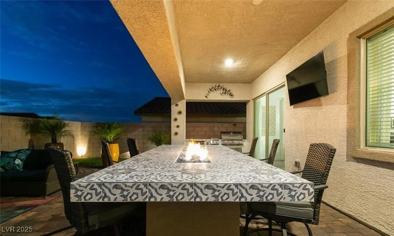 685 Sunray Park, Henderson, NV 89011