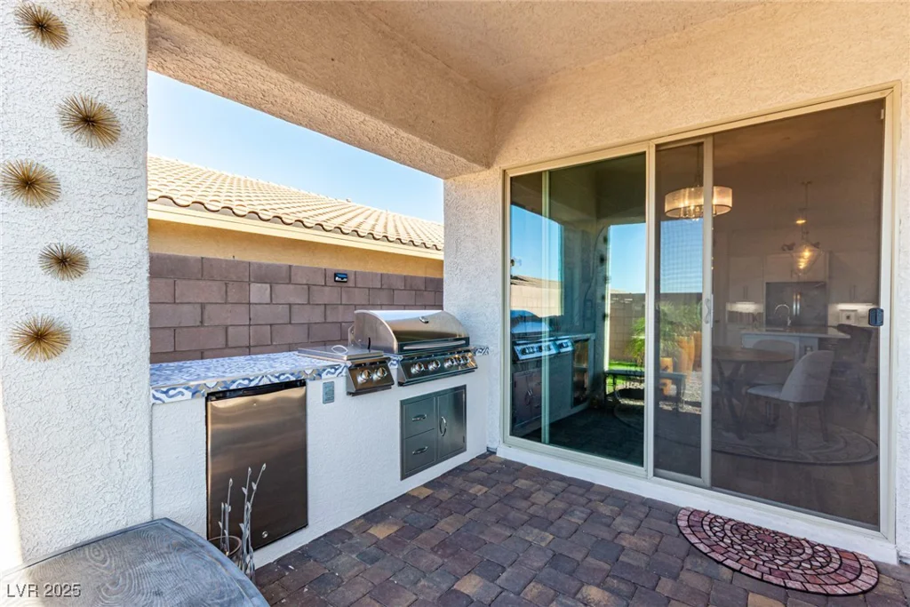685 Sunray Park, Henderson, NV 89011