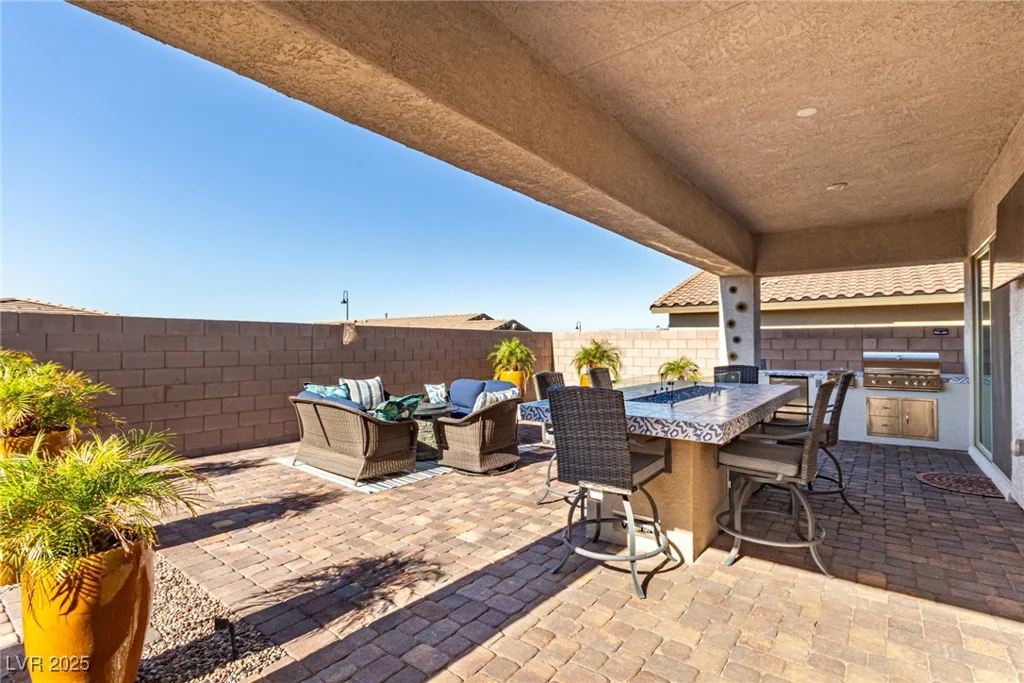 685 Sunray Park, Henderson, NV 89011