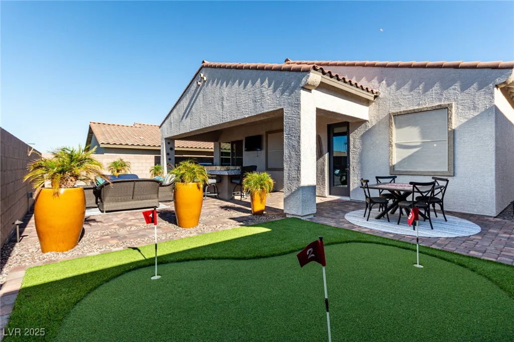 685 Sunray Park, Henderson, NV 89011