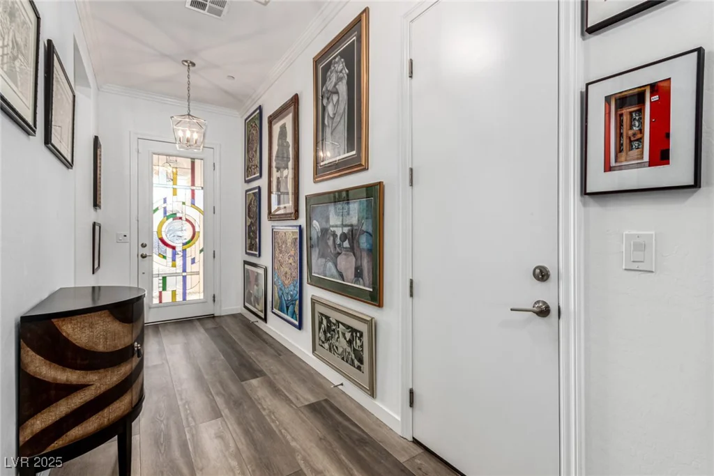685 Sunray Park, Henderson, NV 89011