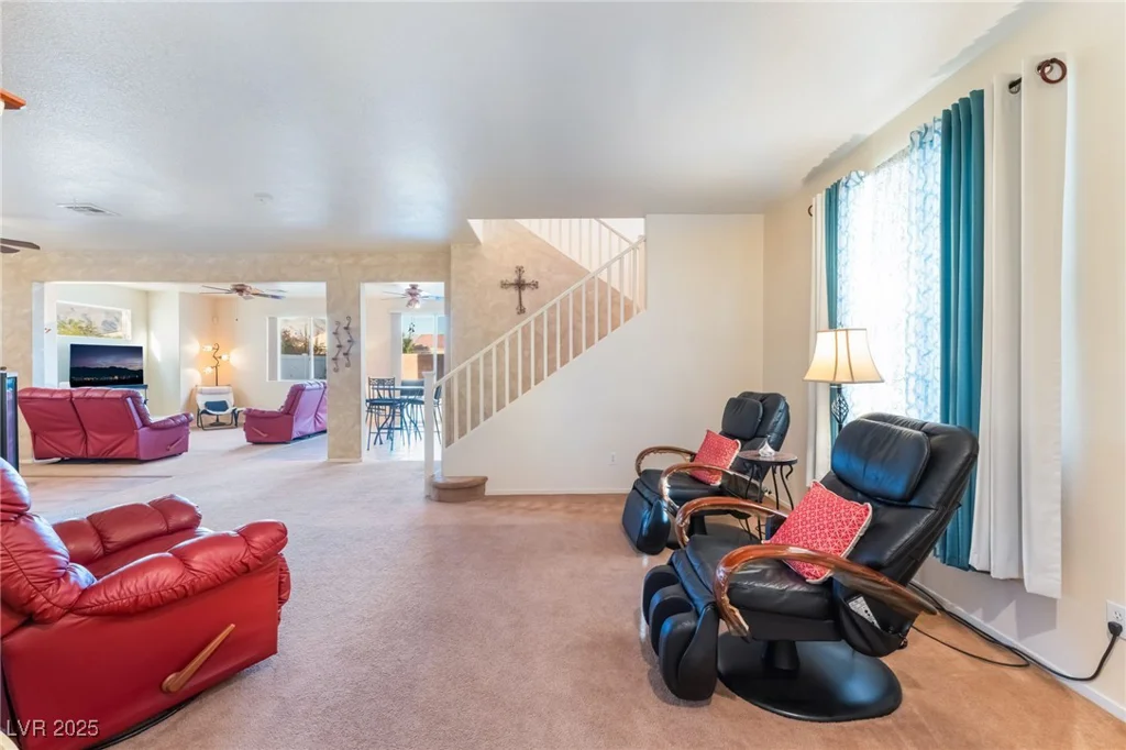 6738 Cinnabar Coast, North Las Vegas, NV 89084