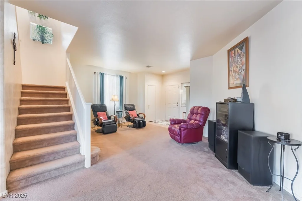 6738 Cinnabar Coast, North Las Vegas, NV 89084