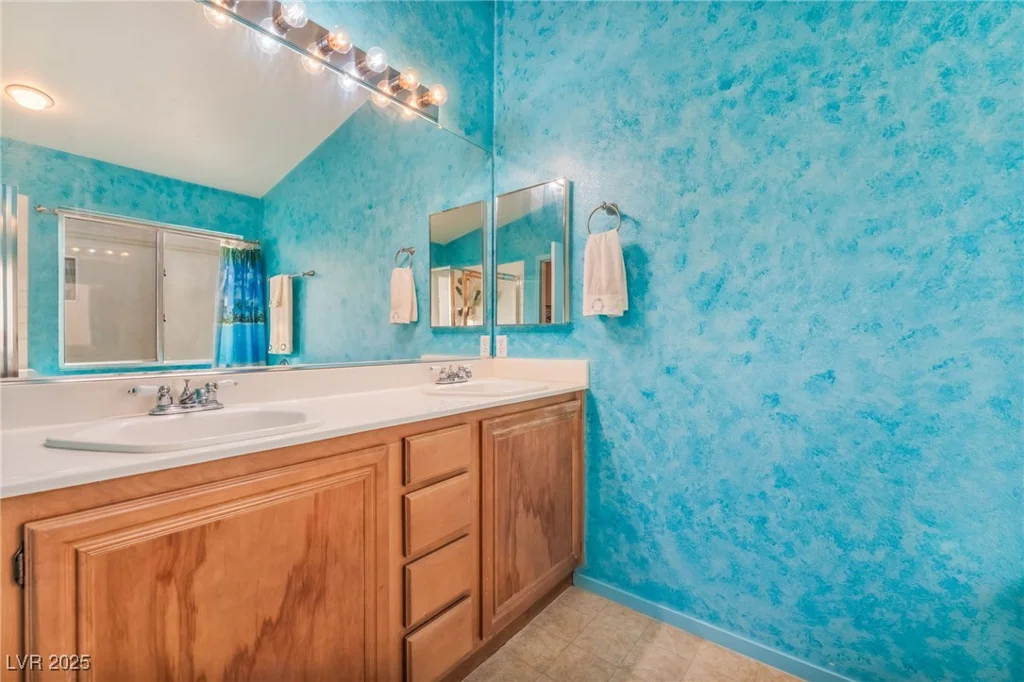 6738 Cinnabar Coast, North Las Vegas, NV 89084